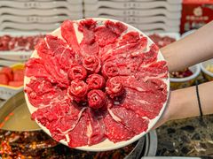 -来龍儿鲜切牛肉自助老火锅