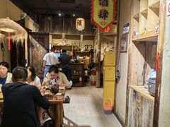 -泥糊破店小酒馆·团建聚餐(南京西路店)