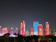 -万绿园