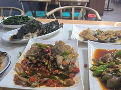 -四川小胡子海鲜(丁村万人海鲜广场店)