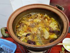 连州脆皮鸡-威邵鸡煲(西华路总店)