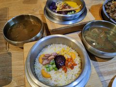 -百年石锅饭(阿里郎美食街店)