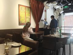 -LESCEDARS Brasserie Bistro香柏树