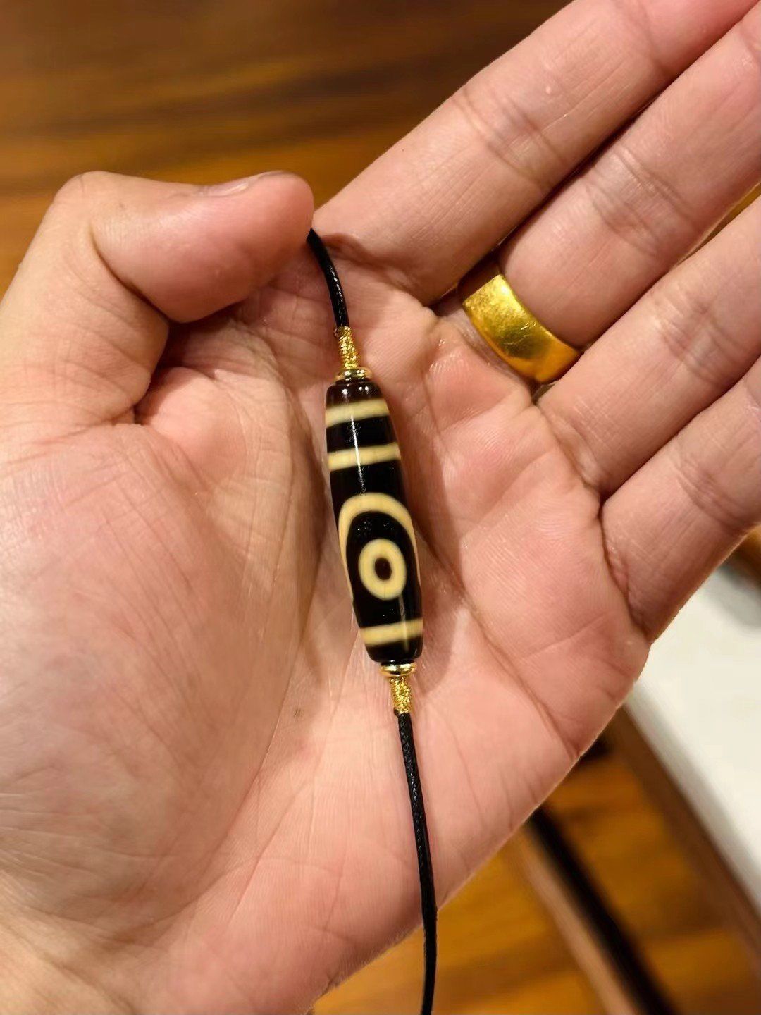 如意二眼天珠