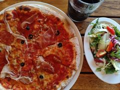 -城市大道红炉披萨烘焙坊