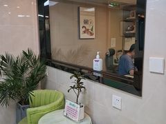-半岛宠物医院24小时·内窥镜·牙科·碎石中心(府城大道店)