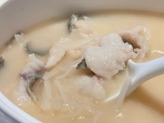 酸萝卜鲈鱼汤-四季民福烤鸭店(王府井东安门店)