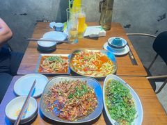 -三叔特色自贡菜(中海国际店)
