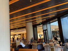 -星巴克臻选(上海合生汇1F店)