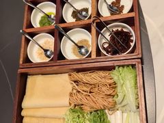 -五谷丰登农家院·地道胶东菜·海鲜烧烤(威海店)