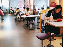 大堂-麦当劳(中山大道中店)