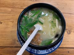 -双桥园·云南过桥米线(古城南门店)
