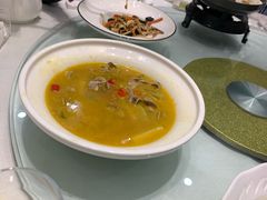 -香山湖家家宴(中山陵店)