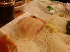 -青瓦餐厅·生鱼片·韩园烤肉(西塔店)