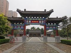 -护国法轮寺