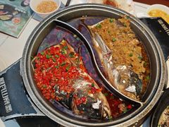 -阿瓦山寨·湘菜现炒·剁椒鱼头王(咸阳总店)