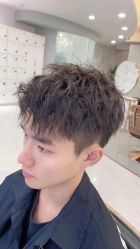 点击看大图 -八佰伴8008星级形象店