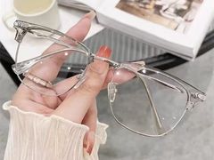 -爱视眸Eyeblling眼镜·依视路·蔡司镜片折扣店(百联南方商城购物中心)