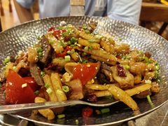 -老唐三下锅 ·张家界地标美食(溪布街店)