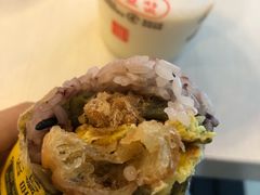 爆有料三谷饭团-永和大王(梅家浜店)
