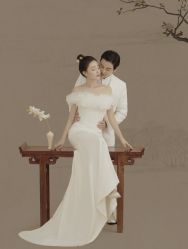 -易摄影婚纱摄影工作室