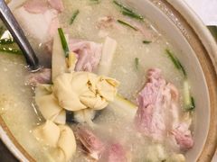 腌笃鲜汤-小实惠嘉(威海路店)