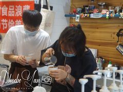 -Be Lived Cafe比例咖啡(摩天轮店)
