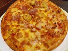 培根鸡肉双拼披萨-萨莉亚意式餐厅(杭州滨江天街店)