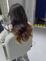 -PE SALON