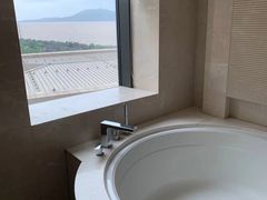 -舟山希尔顿酒店