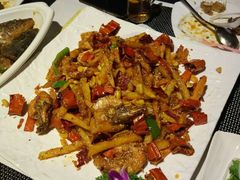 -巴格万美食园(达胜花苑店)
