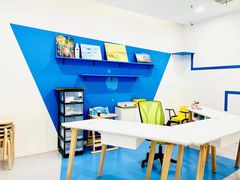 -金色雨林感统学能培训中心(武广校区)