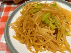 -老郑家东北春饼(龙悦居店)