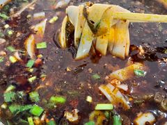 -龙树园麻辣米线