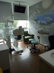 -睿宝儿科·眼科·口腔(静安大悦城门诊部)