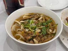 擀豆面-弘雅饭店