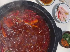 红汤小锅-卤校长老火锅(杨家坪直营店)