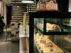 面包甜点陈列柜-麦当劳(总统大酒店店)