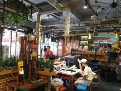 大堂-钢管厂歆瑞源油卤串串香(春熙路太古里店)