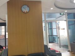 -雅悦齿科(顾村公园店)