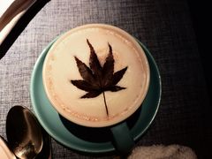 -弦月窗LUNETTE BY AMANDA(复兴路店)