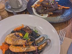 -FLOVIE FLORIST CAFE