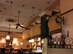 -玛格萝妮比萨屋(四平店)
