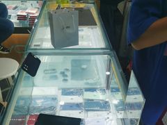 -修卜凡二手严选店·手机维修·回收租赁(川沙地铁站店)