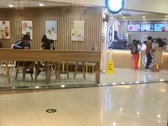 等位区-CoCo都可(健翔桥店)