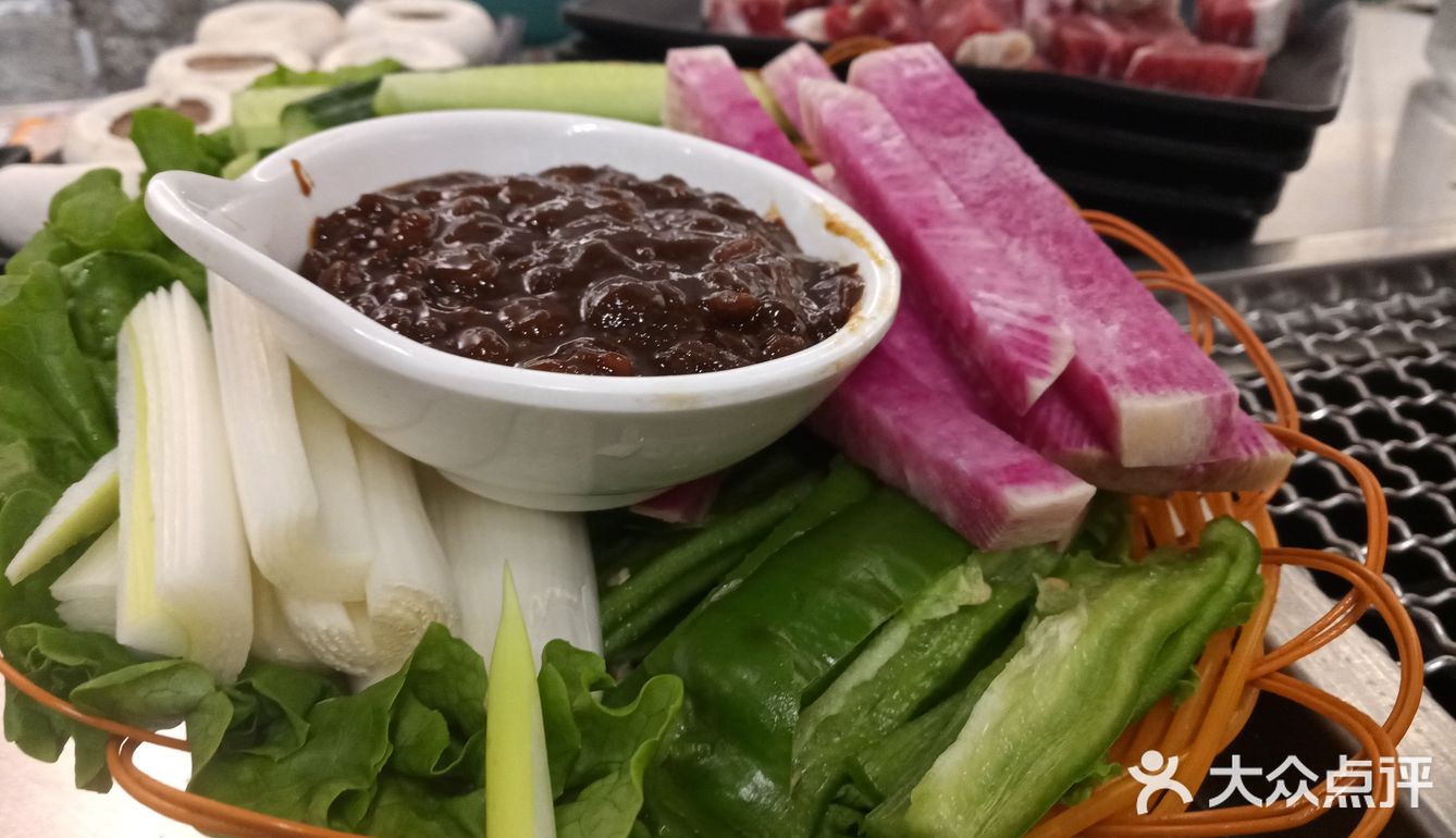 在北京难得吃上这么正宗的地摊烤肉