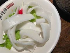 -老牌坊云南鱼豆花火锅(哈西万达店)
