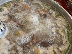 -老石黑山羊毛驴肉火锅(金凯广场店)