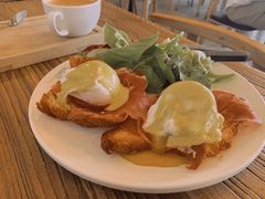-Common Table · Brunch & Coffee