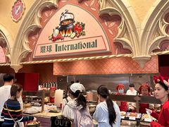 -皇室宴会厅(香港迪士尼乐园)